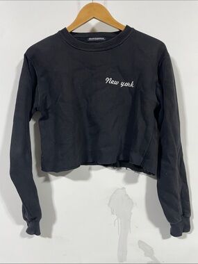 Brandy Melville Black Cropped 'New York' Sweatshirt
